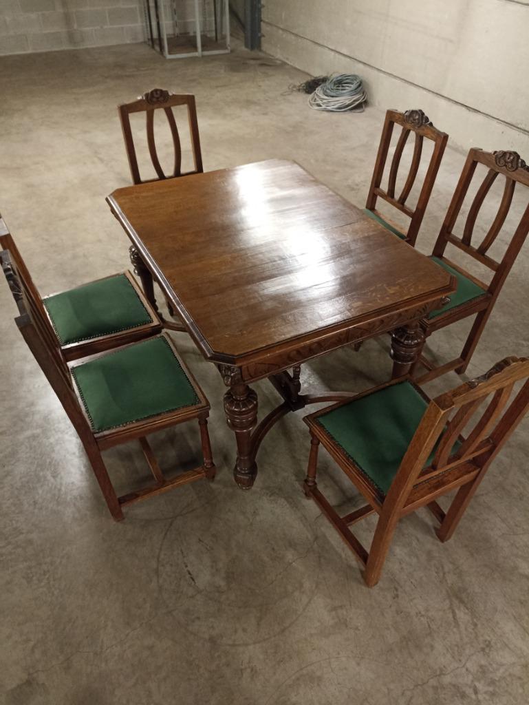 antieke tafel en 6 stoelen, Ophalen