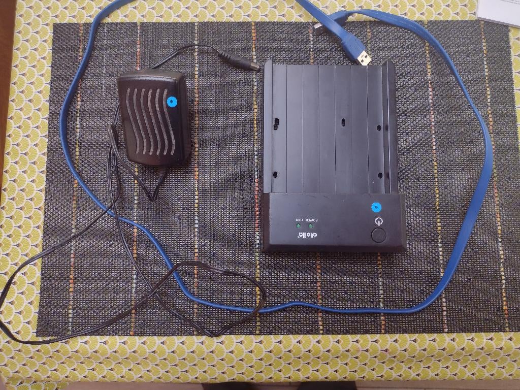 Station Disque Dur avec Prise USB et Transfo, Enlèvement, Utilisé, Station d'accueil, Disque dur