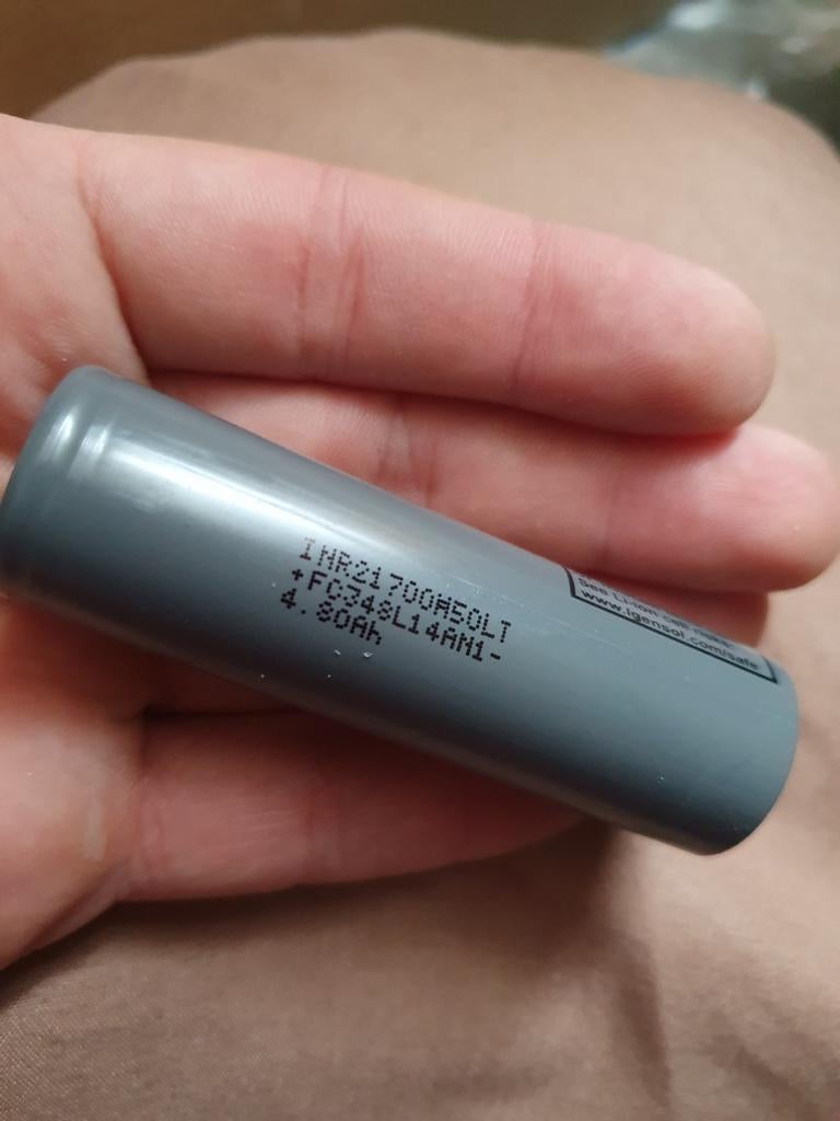 Lot de 20 Cellules pile 21700 LG 4600mah 50LT, Ophalen of Verzenden, Zo goed als nieuw