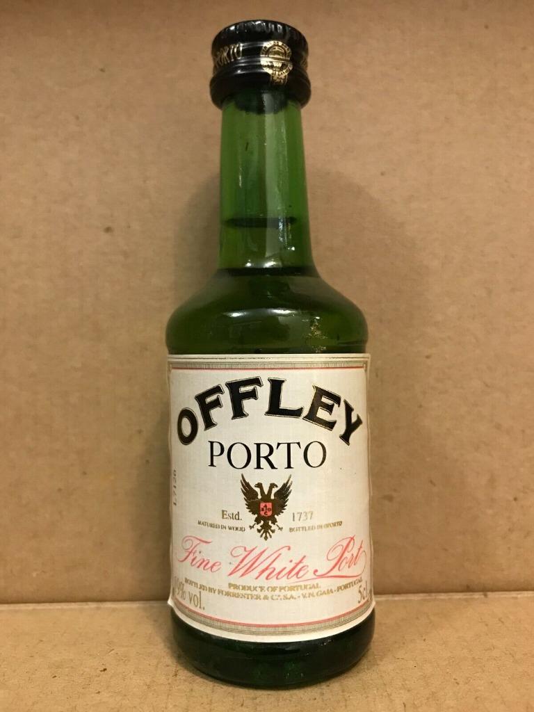 Offley Porto - Fine White Porto - Mignonnette d'alcool - 5cl, Enlèvement ou Envoi, Autres régions, Porto