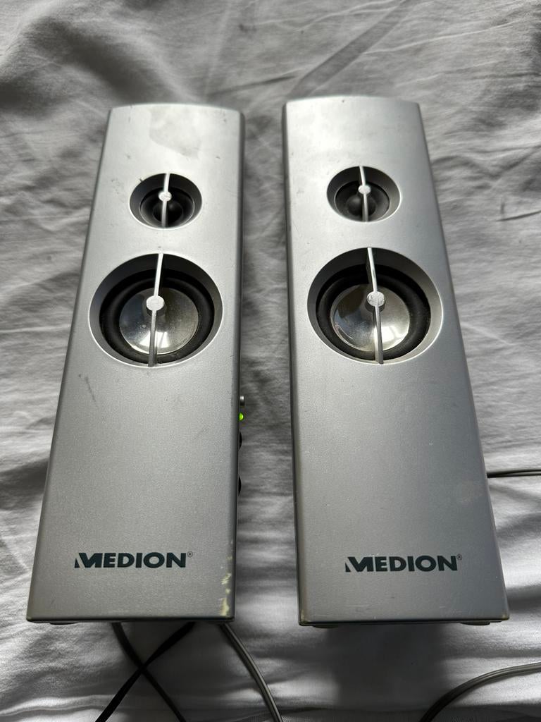 PC speakers Medion bijna gratis, Computers en Software, Pc speakers, Ophalen, Gebruikt
