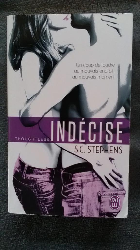 „Thoughtless Volume 1: Undecided” SC Stephens 2014, Boeken, Romans, Zo goed als nieuw, Amerika, Ophalen of Verzenden
