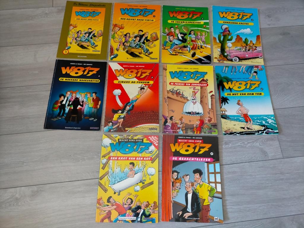 W817, Meerdere stripboeken, Ophalen of Verzenden, Gelezen