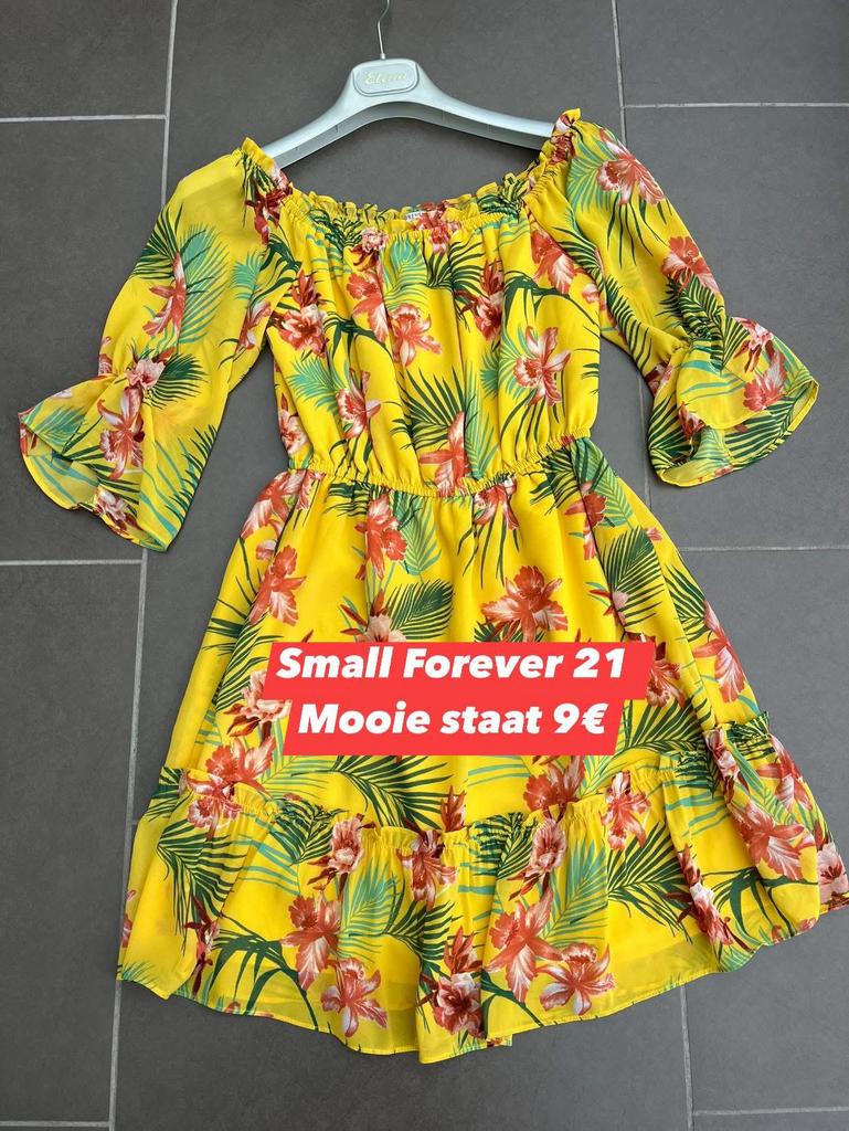Mooi kleedje/jurk Small, Ophalen, Overige kleuren, Zo goed als nieuw, Forever 21