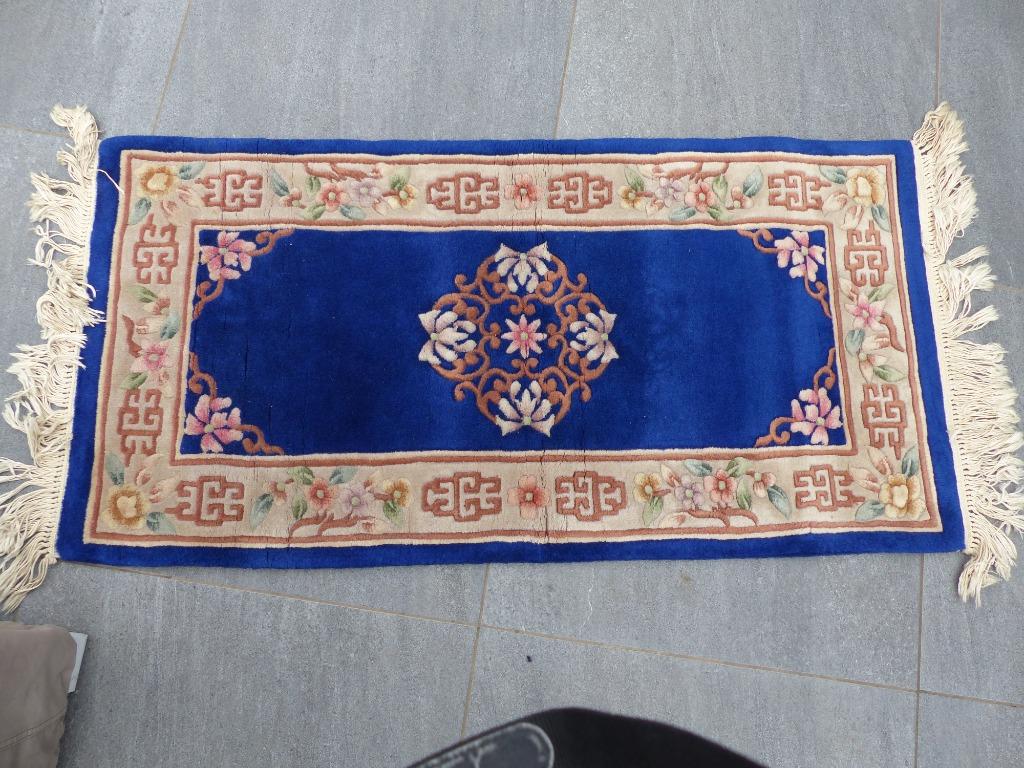 Chinese Peking Carpetten, Ophalen