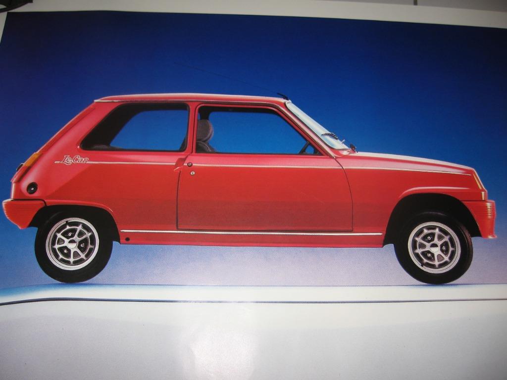 Poster voor de Renault 5 Le Car! Afmetingen: 90 cm bij 60 cm, Ophalen of Verzenden, Nieuw, Auto's