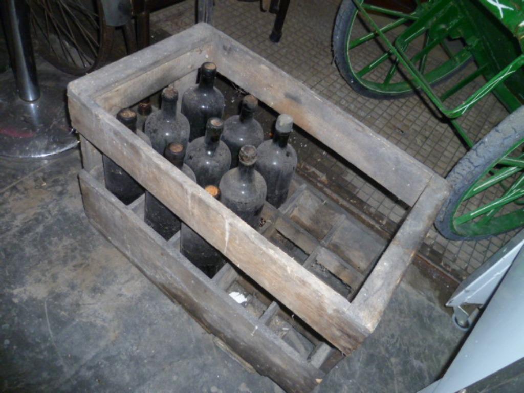 OUDE KRAT+FLESSEN, Ophalen of Verzenden
