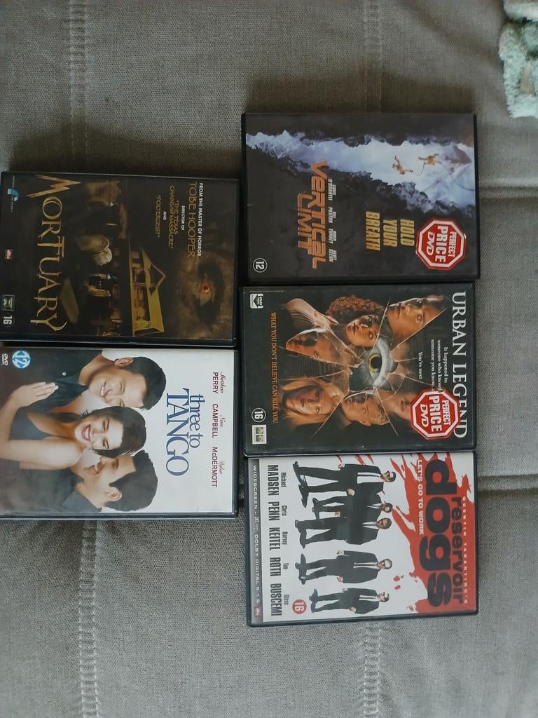 DVD (tous sans abonnement) : 2 euros par DVD, Enlèvement ou Envoi