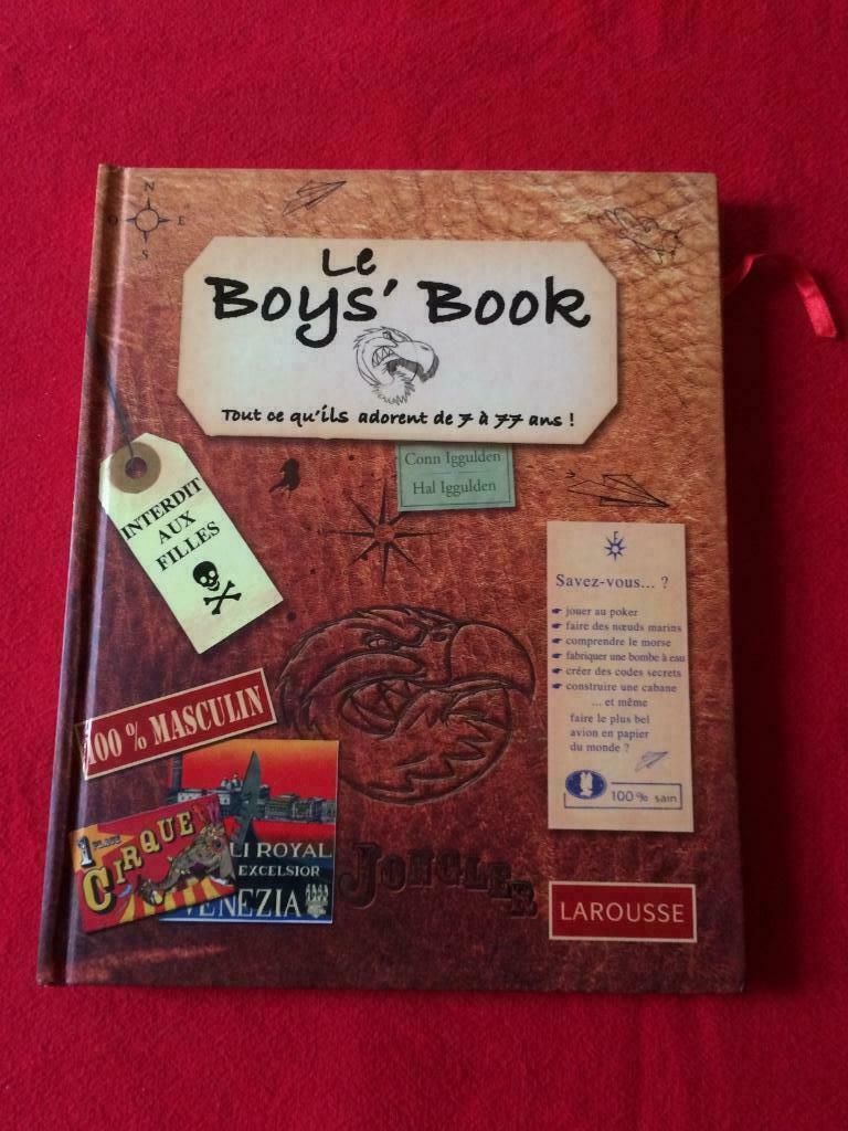 le Boy's book - Larousse, Boeken, Ophalen of Verzenden, Zo goed als nieuw
