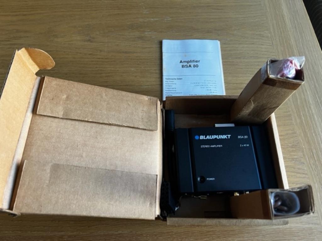 Blaupunkt BSA 80 - Versterker Autoradio - 2 Kanalen - NOS, Auto diversen, Autoradio's, Nieuw, Ophalen of Verzenden