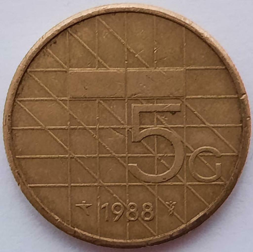 Nederland - 5 gulden - 1988, Postzegels en Munten, Munten | Nederland, Ophalen of Verzenden, Koningin Beatrix, 5 gulden, Losse munt