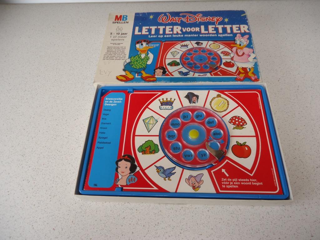 Vintage Spel Walt Disney's "Letter Voor Letter" van MB., Een of twee spelers, Ophalen of Verzenden, Gebruikt, MB