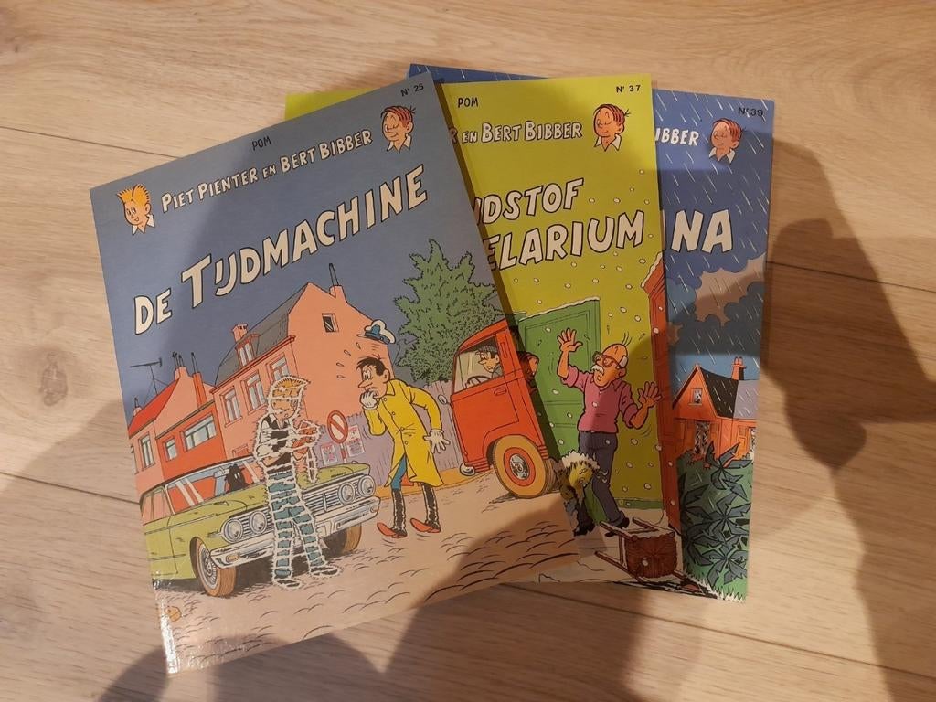 Piet Pienter en Bert Bibber  heel veel verschillende nummers, Europa, Ophalen of Verzenden, Zo goed als nieuw, POM