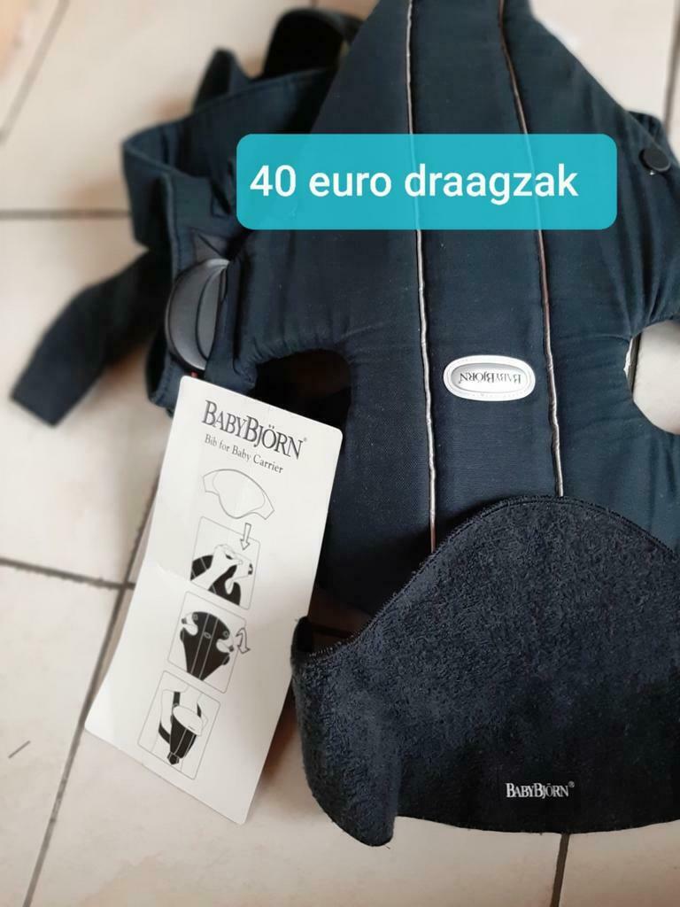 Baby Björn draagzak + zeverdoek, Ophalen, Buik of Rug, Zo goed als nieuw, Baby Björn