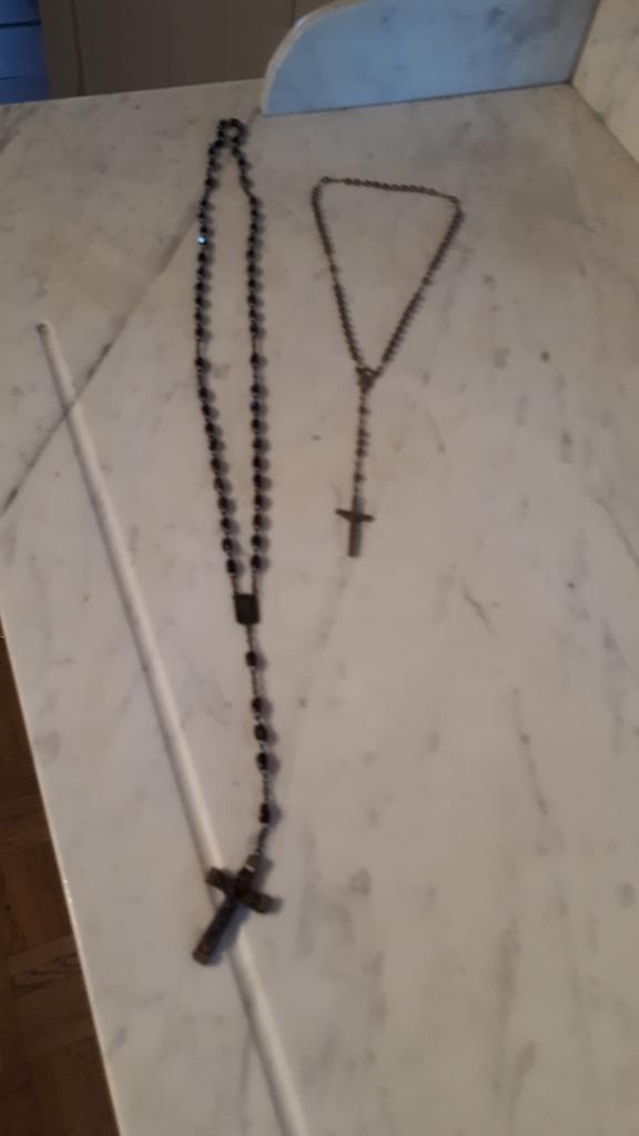 2 paternosters voor 10 euro, Ophalen, Gebruikt