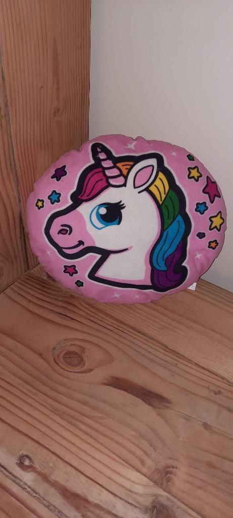 Mooi kussentje unicorn, Ophalen of Verzenden, Zo goed als nieuw, Roze, Rond