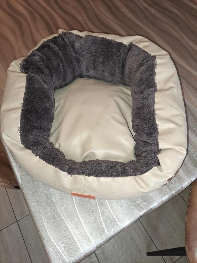 Petit lit pour chien, neuf., Enlèvement