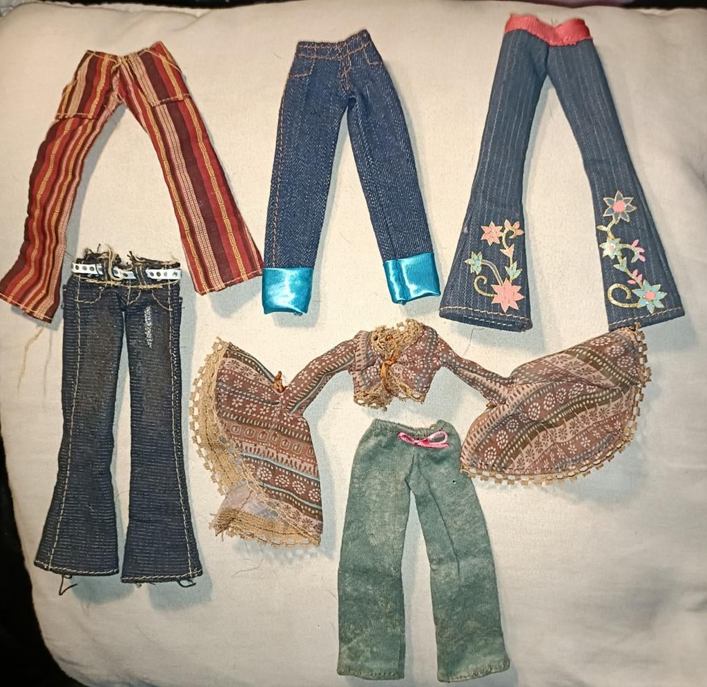 Bratz kledij, Ophalen of Verzenden, Gebruikt