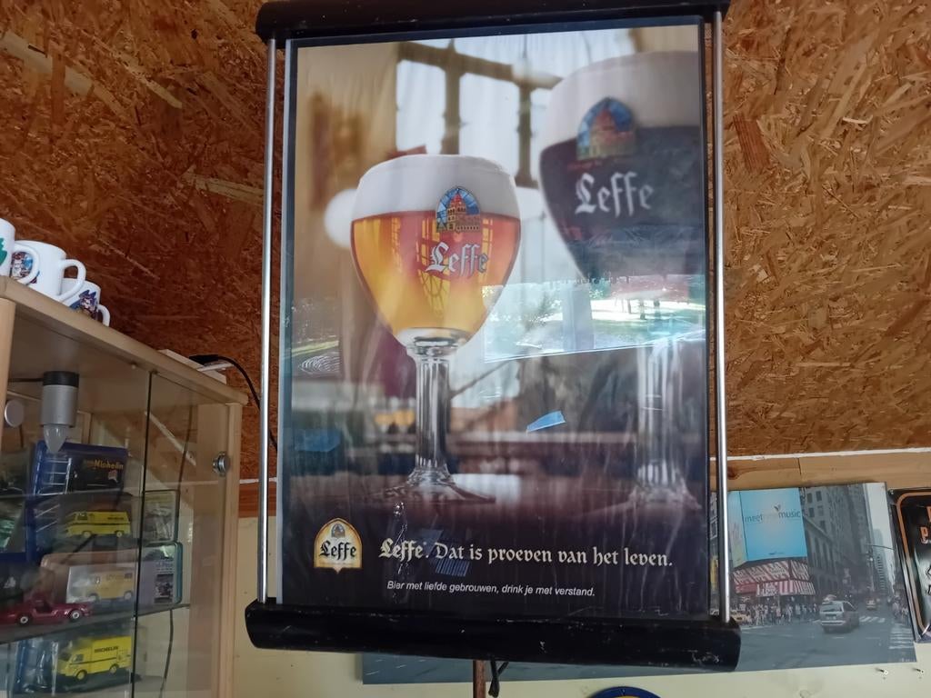 Publicité lumineuse, Enlèvement ou Envoi