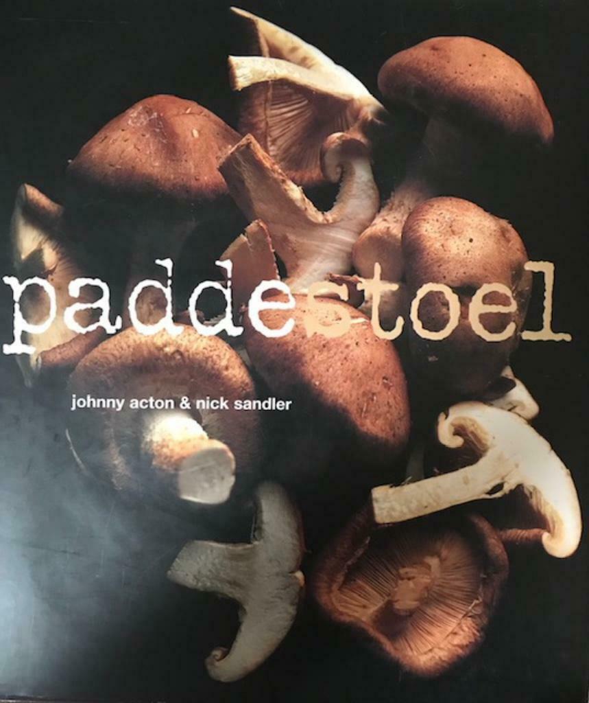 Paddestoel, Johnny Acton, Boeken, Ophalen
