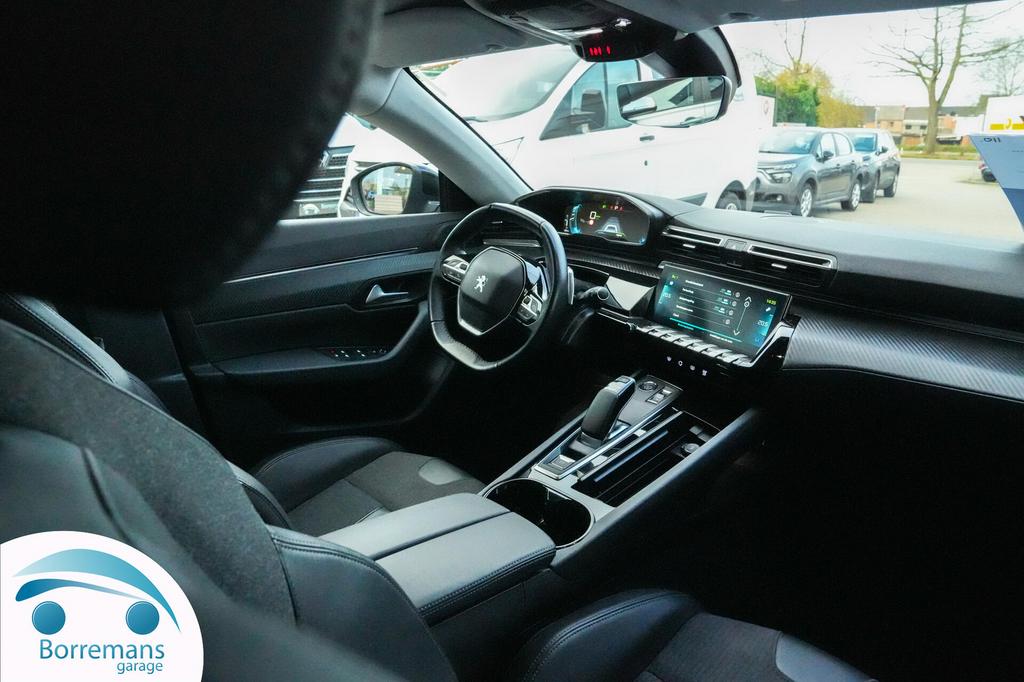 Peugeot 508 SW 1.6 PHEV 225 E ALLURE Carplay/Lane Keep/Navi, Auto's, Peugeot, 0 kg, 0 min, https://public.car-pass.be/vhr/ca5d3a45-08bb-4213-8614-f65039649e5c
