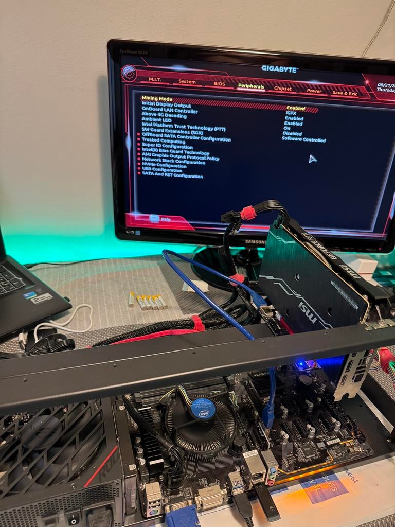 Station minière / Mining Rig / CRYPTO, Informatique & Logiciels, Enlèvement ou Envoi, Utilisé, SSD