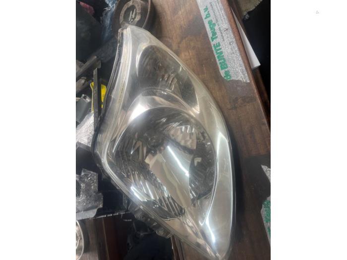 Phare droit d'un Suzuki Swift, -, 3 mois de garantie, Utilisé, -