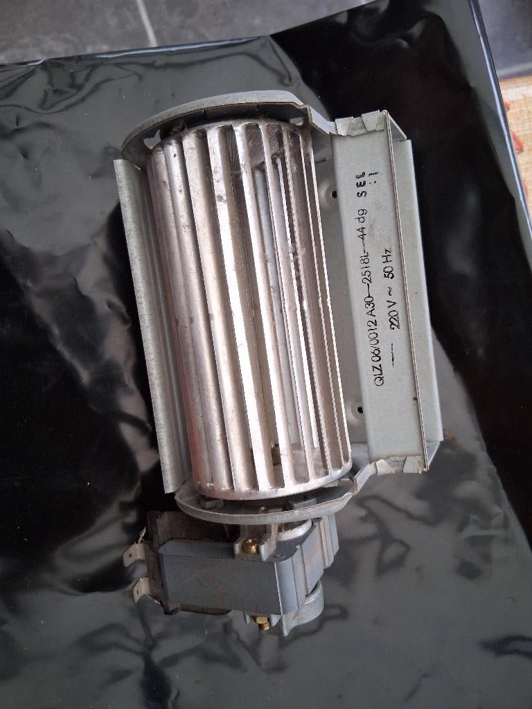 ventilator, Ophalen of Verzenden, Zo goed als nieuw, Statiefventilator