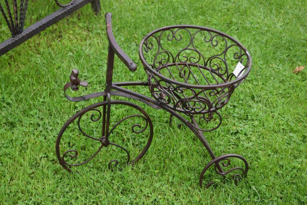 Support plantes en fer forgé patiné(tricycle), Neuf, Enlèvement ou Envoi, Intérieur, 30 à 60 cm