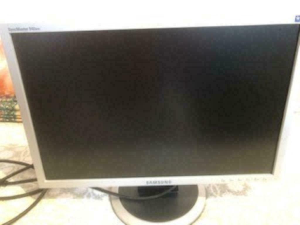 Ecran moniteur 19" Samsung SyncMaster 940 NW, Ophalen, Gebruikt, VGA, Kantelbaar