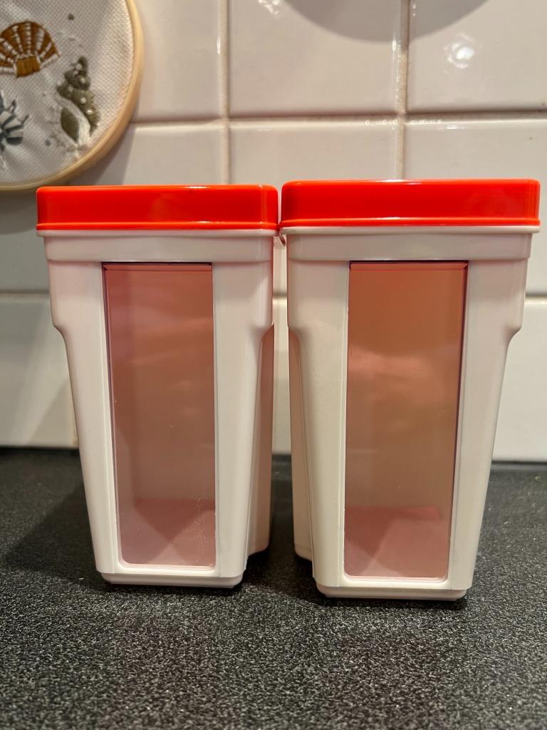 2 vintage plastic voorraadpotten van het Belgische merk DBP, Antiek en Kunst, Ophalen of Verzenden