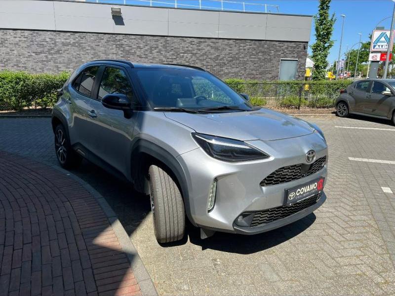 Toyota Yaris Cross 1.5HEV GR Sport Bi-tone, Overige kleuren, https://public.car-pass.be/vhr/53850bae-9940-4768-bc0d-92c433ef8857