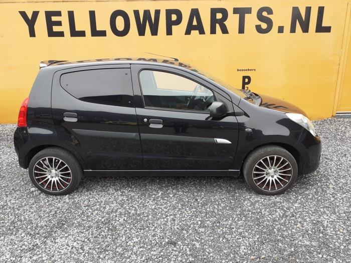 Portière 4portes avant droite d'un Suzuki Alto (ZAM), -, 3 mois de garantie, Utilisé, Porte