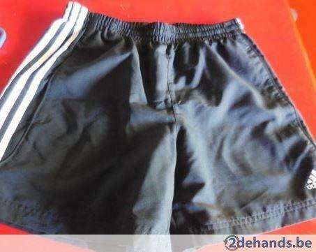 [4673]korte broek adidas small NIEUW turnbroek voetbalbroek, Ophalen of Verzenden, Nieuw, Maat 46 (S) of kleiner, Overige typen