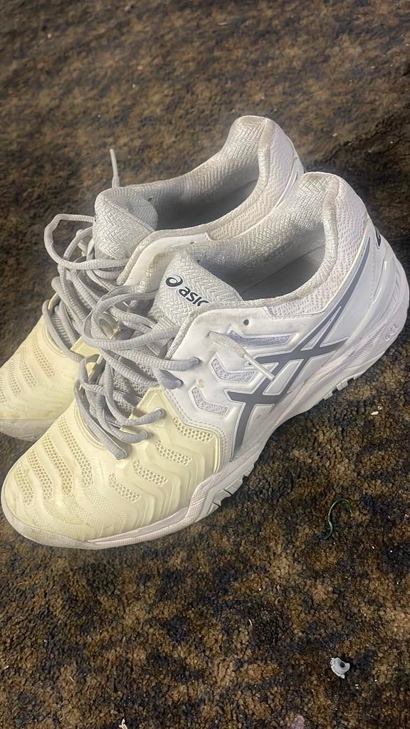Asics schoenen, Ophalen, Zo goed als nieuw, Schoenen