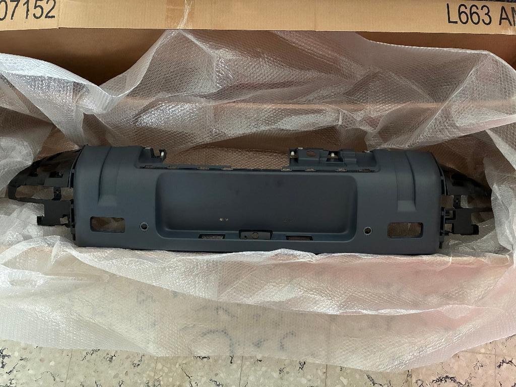 Achterbumper Landrover Defender L663, Ophalen, Land Rover, Nieuw, Achter