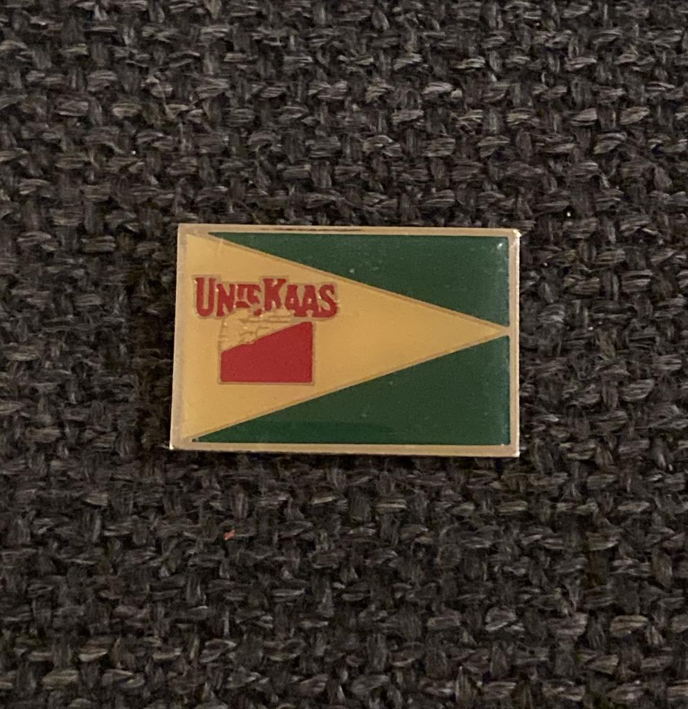 PIN - UNIEKAAS - KAAS - FROMAGE - CHEESE, Envoi, Utilisé, Autres sujets/thèmes, Insigne ou Pin's