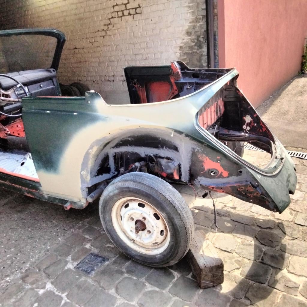 coque nue sur chassis vw 1303 cabriolet, Enlèvement ou Envoi, Volkswagen