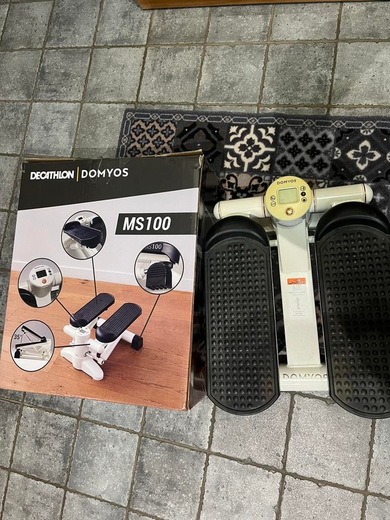 Stepper DOMYOS DECATHLON MS100 avec compteur , d’occasion, Sport en Fitness, Ophalen, Stepapparaat, Zo goed als nieuw, Metaal