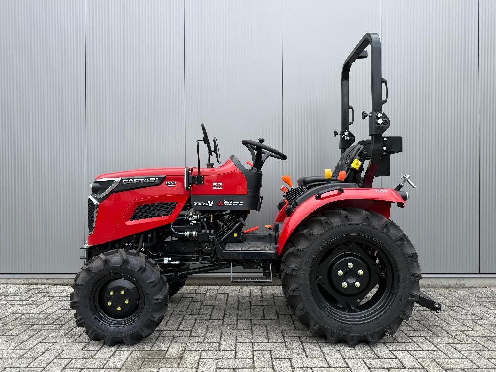 Captain 223 compact tractor - 22PK Handgeschakeld Mitsubishi, Zakelijke goederen, Landbouw | Tractoren, Nieuw, Ophalen of Verzenden