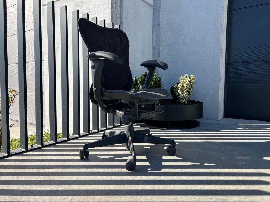 Herman Miller Mirra bureaustoel, Huis en Inrichting, Bureaustoelen, Verzenden, Zo goed als nieuw, Bureaustoel