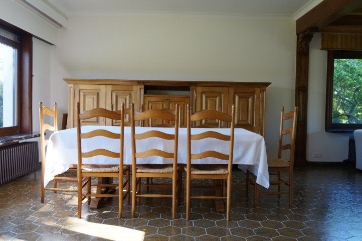 meubels, Huis en Inrichting, Kasten | Buffetkasten, Zo goed als nieuw, Met deur(en), Met plank(en), Eikenhout, Ophalen