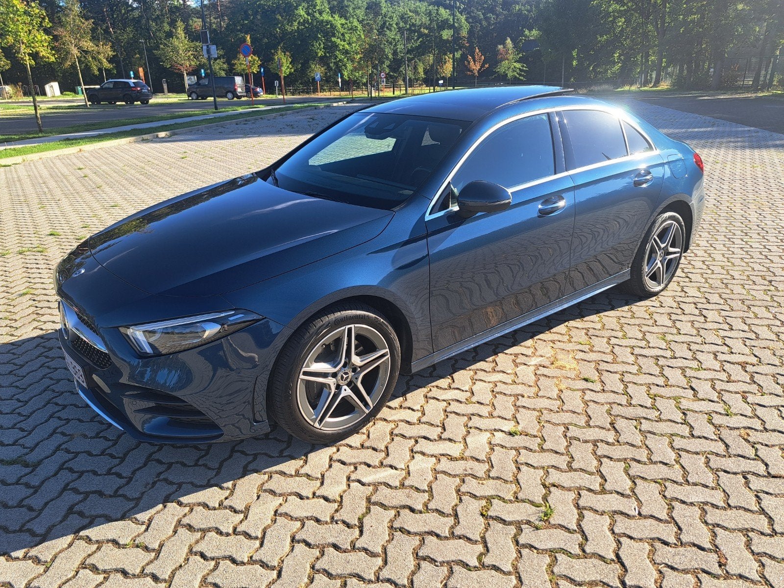 Mercedes A250e v177, Auto's, 4 deurs, Stof, 4 cilinders, Blauw