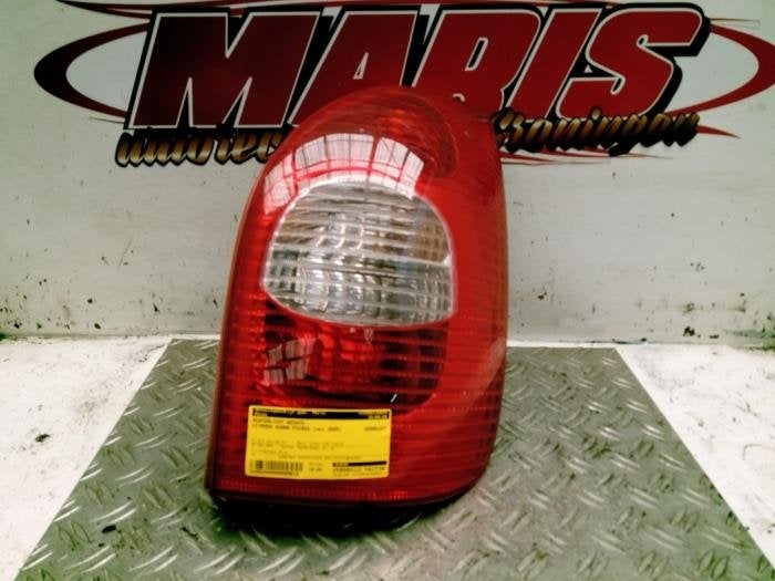 Feu arrière droit d'un Citroen Xsara Picasso, -, 3 mois de garantie, Utilisé, -