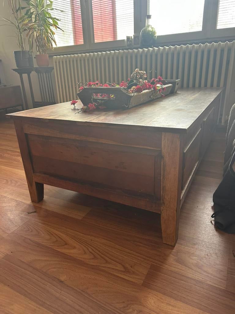 Table basse de salon, Enlèvement