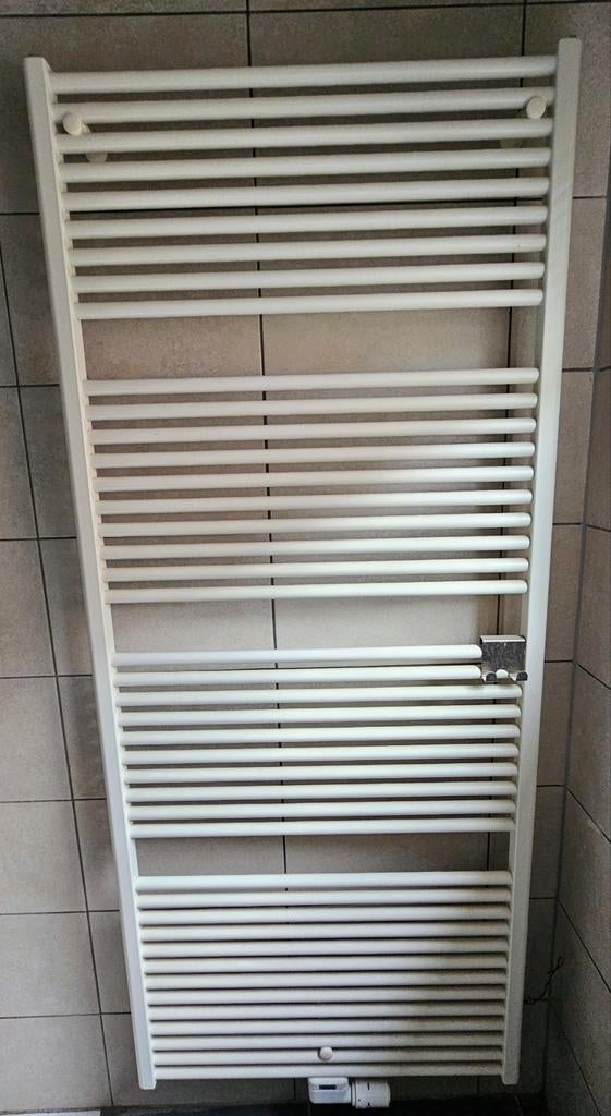 Badkamerradiator - handdoek radiator merk Vasco, Bricolage & Construction, Chauffage & Radiateurs, Utilisé, Radiateur, 80 cm ou plus