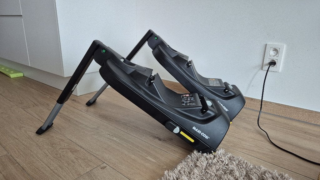 Maxi-Cosi CabrioFix i-Size Base, Kinderen en Baby's, Autostoeltjes, Ophalen, Zo goed als nieuw, Isofix, 0 t/m 13 kg