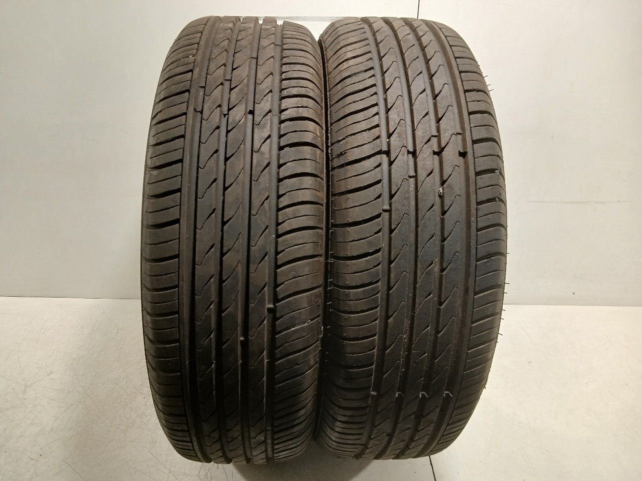 Bandenset 2 stuks Zomer 185 65 R15, Auto-onderdelen, Banden en Velgen, Onderdelen@venauto.nl, Van der Ven Autorecycling B.V., Gebruikt