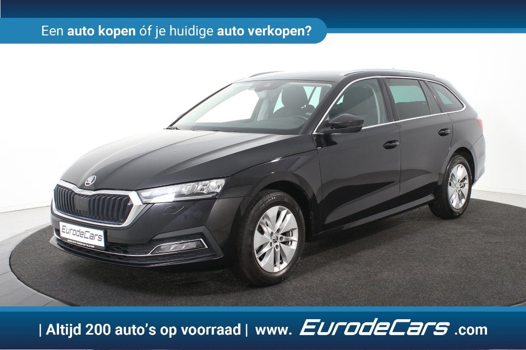 Skoda Octavia Combi Clever, Achat, Euro 6, Boîte manuelle, Entretenue par le concessionnaire