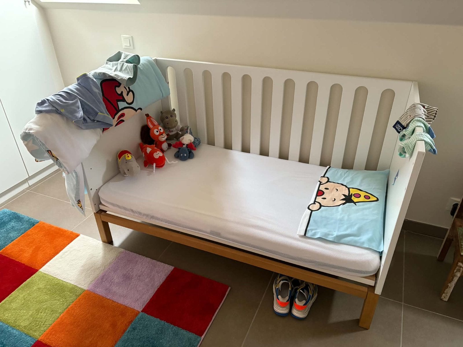 Kinderbedje, Ophalen, Zo goed als nieuw, Matras
